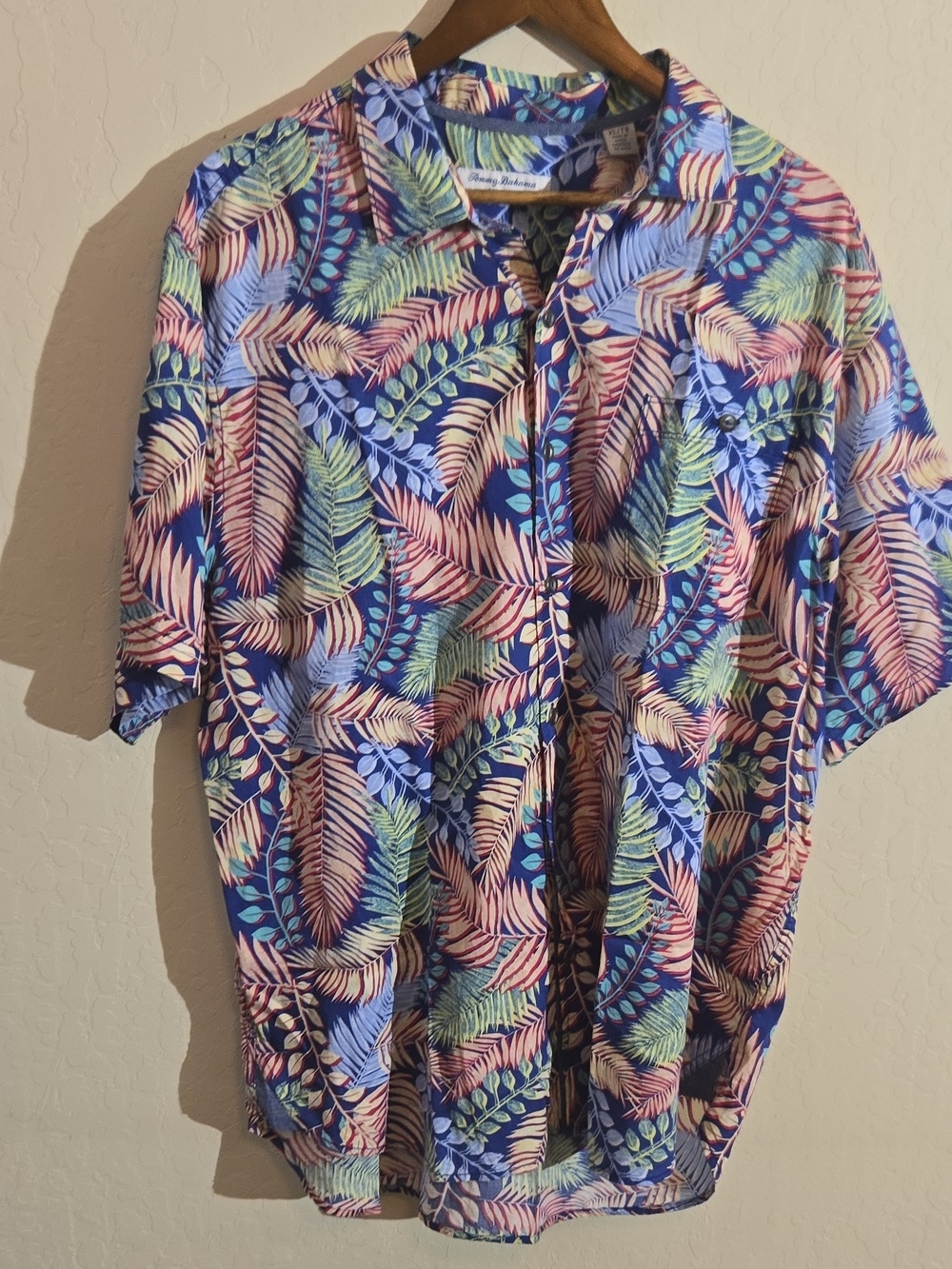 Tommy Bahama Multicolor Tropical Leaf Short-Sleeve Button-Up Shirt